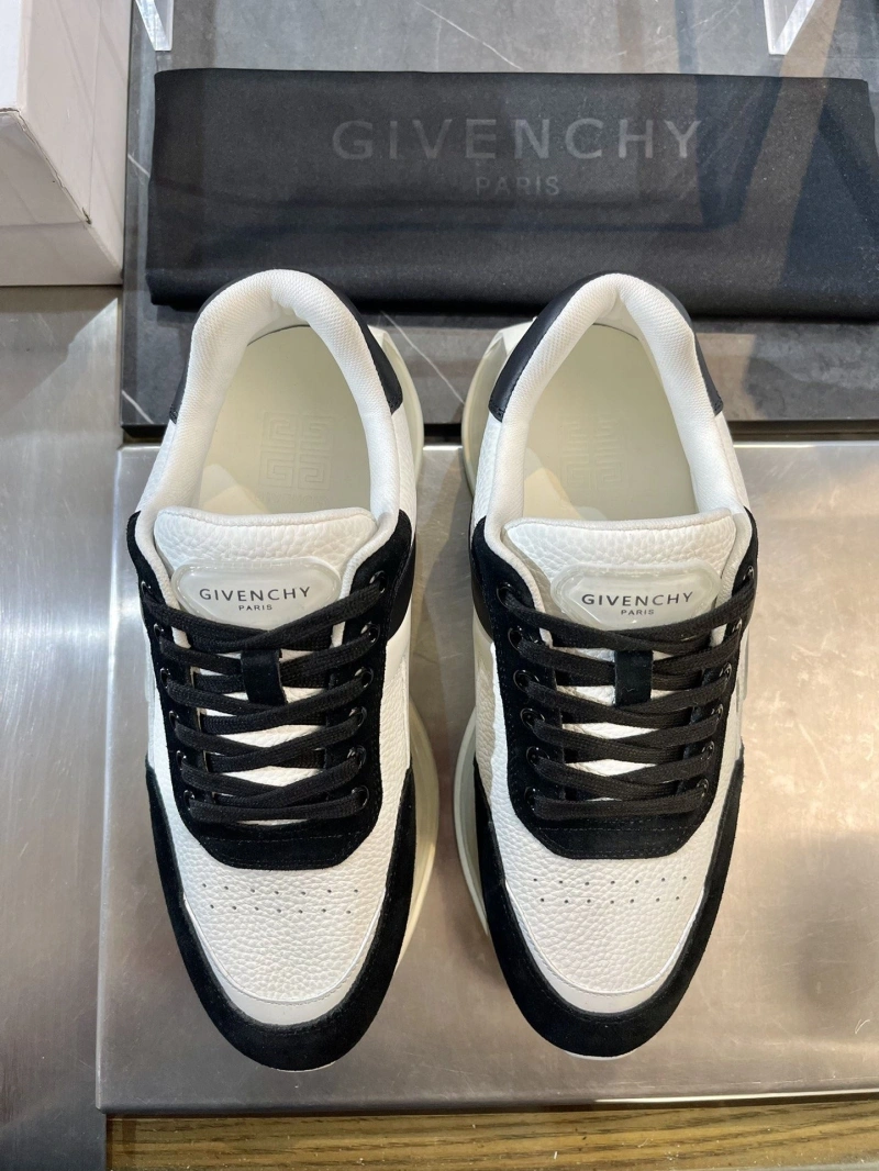 Gxvxnchy Sneakers WellDesigned 153336