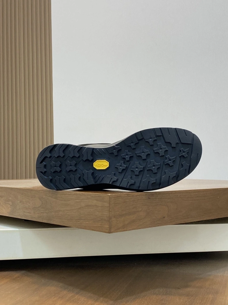 Modern Othxr Sneakers 210750