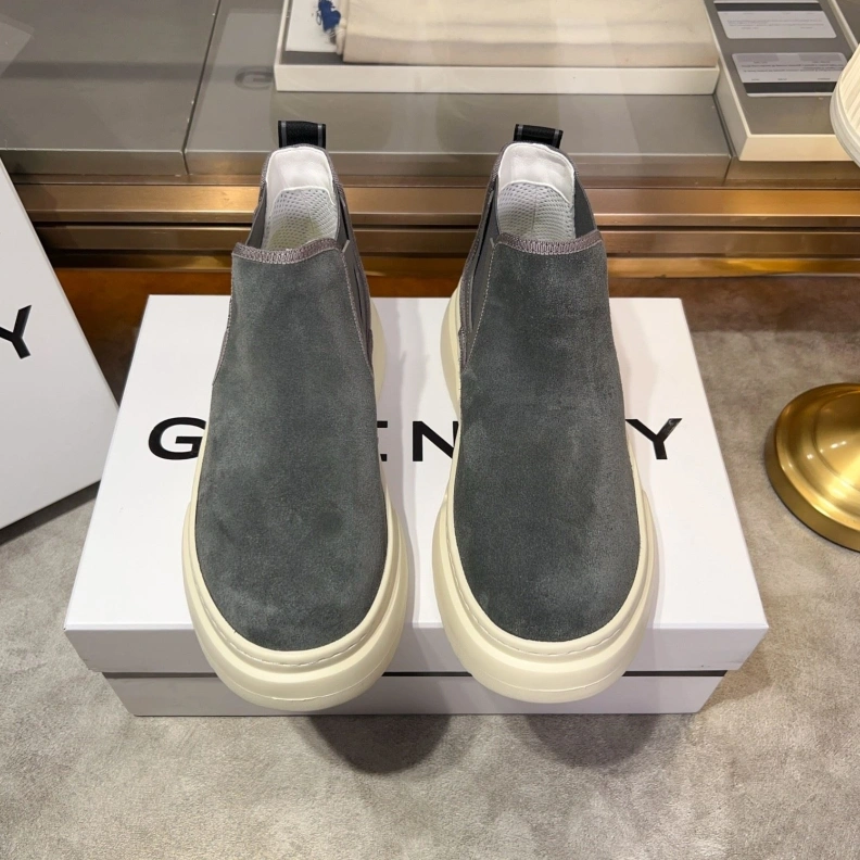 Flexible Gxvxnchy Sneakers 152480