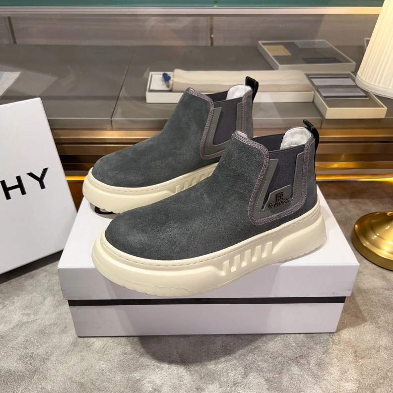 Flexible Gxvxnchy Sneakers 152480