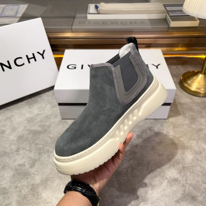Flexible Gxvxnchy Sneakers 152480