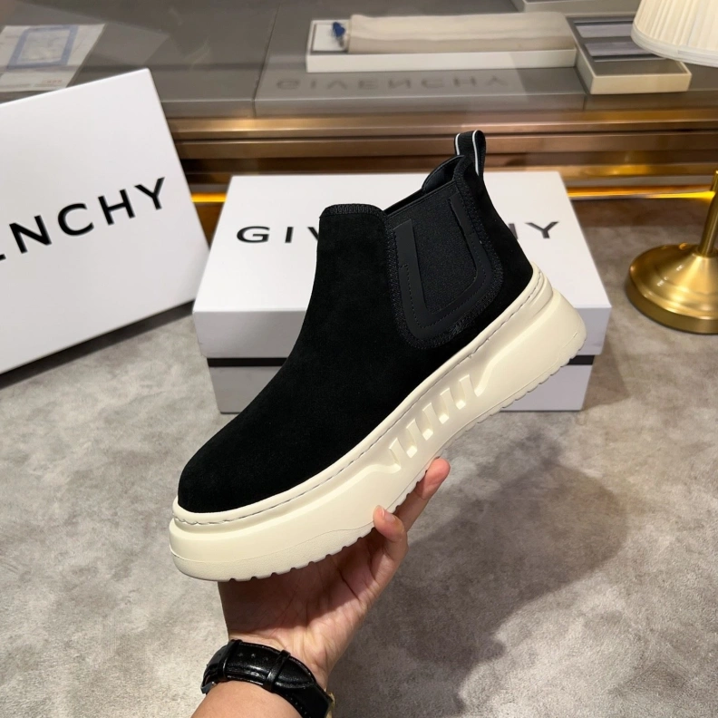 Gxvxnchy Sneakers Soft 152471