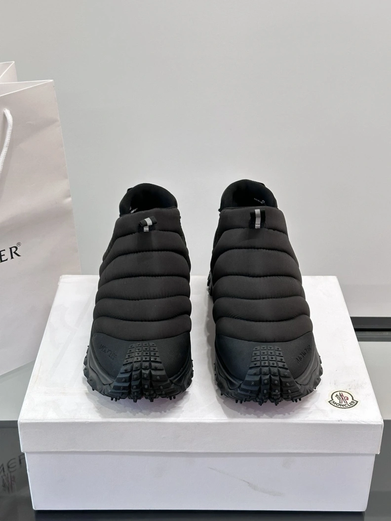 Stylish Mxnclxr Sneakers 197357