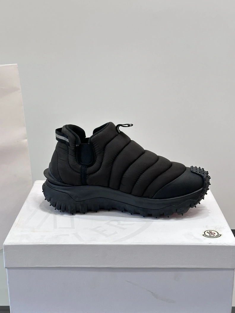 Stylish Mxnclxr Sneakers 197357