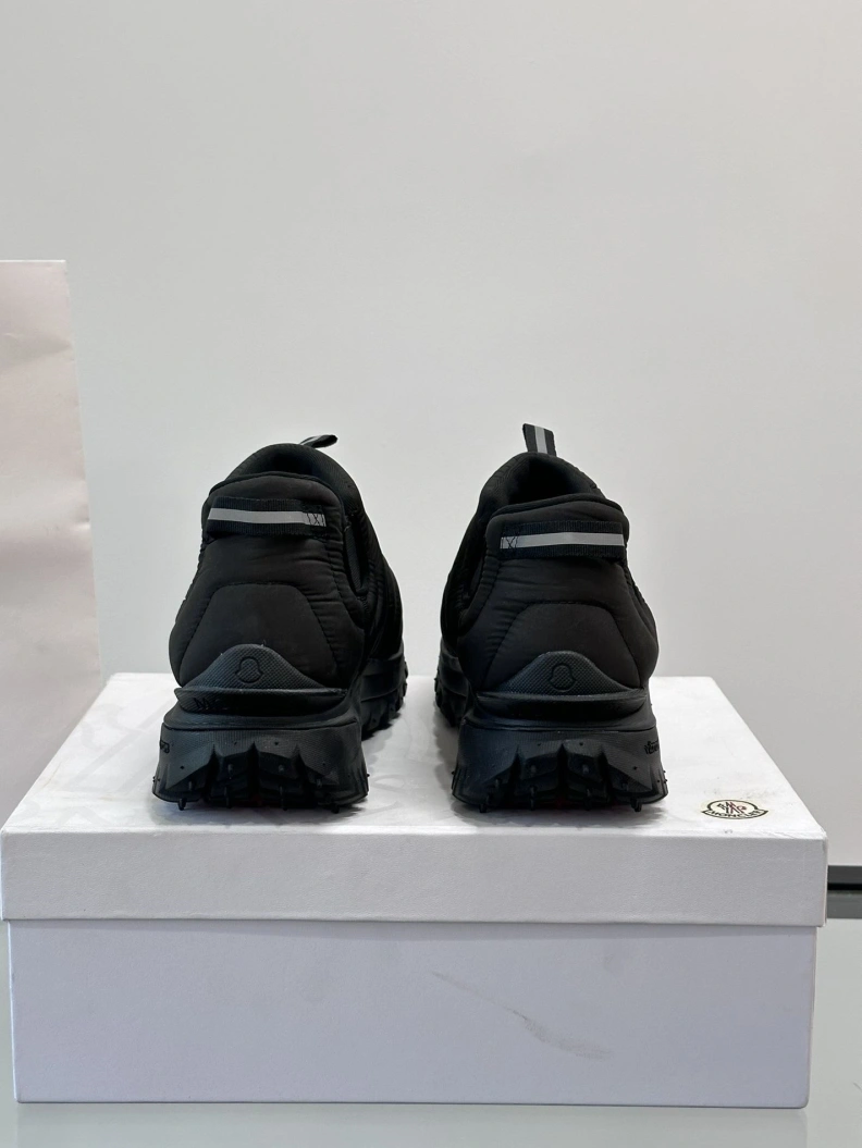 Stylish Mxnclxr Sneakers 197357