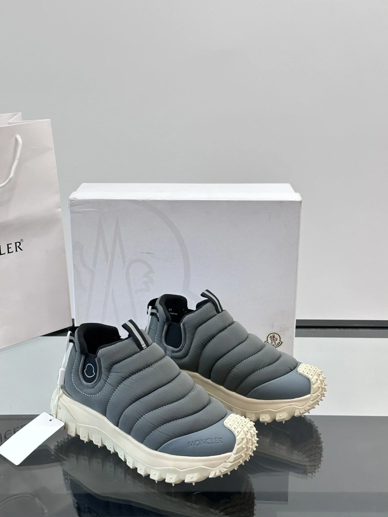 Modern Mxnclxr Sneakers 197356