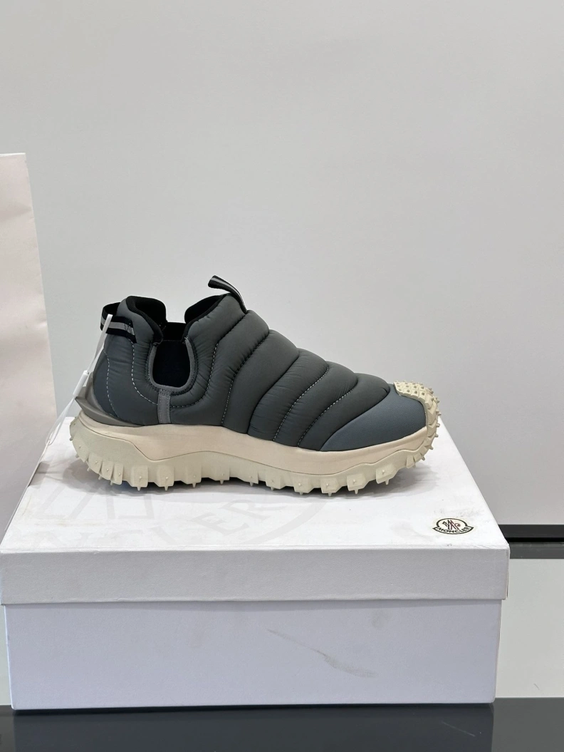 Modern Mxnclxr Sneakers 197356