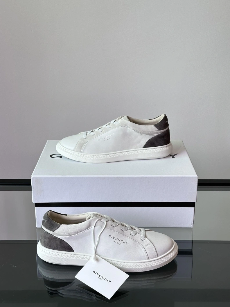 Elegant Gxvxnchy Sneakers 152468