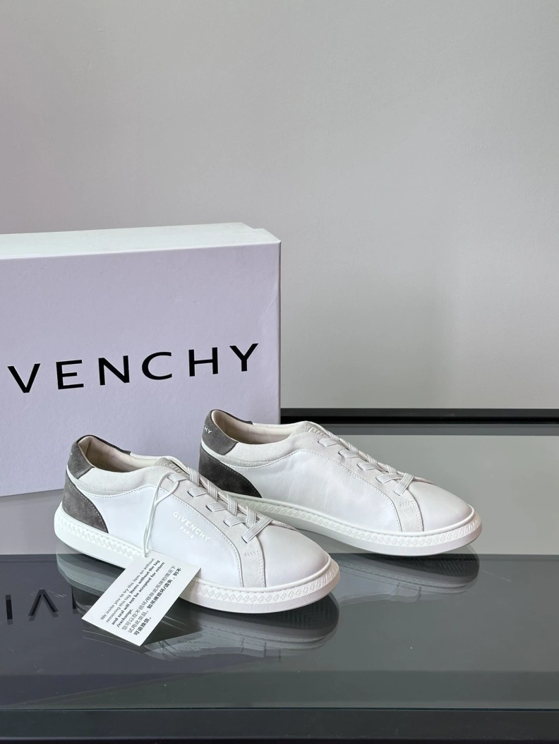 Elegant Gxvxnchy Sneakers 152468