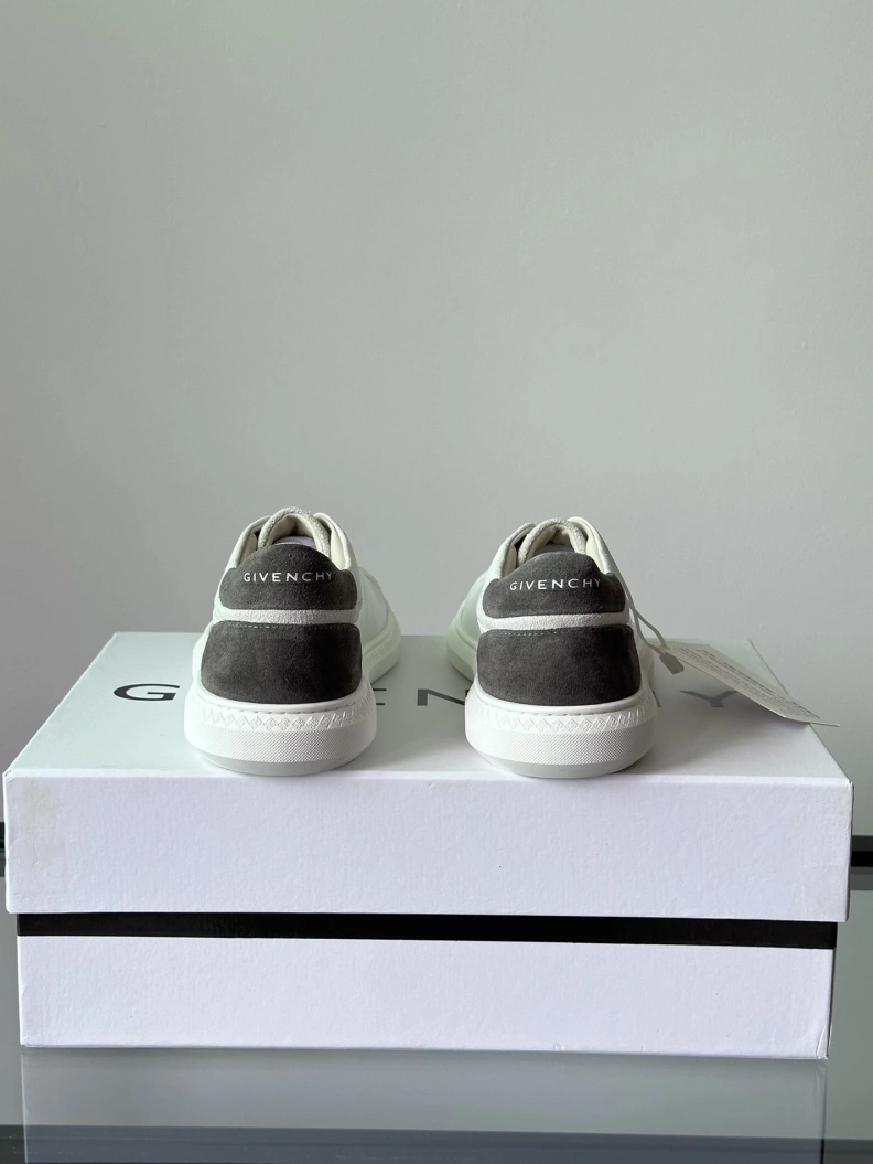 Elegant Gxvxnchy Sneakers 152468