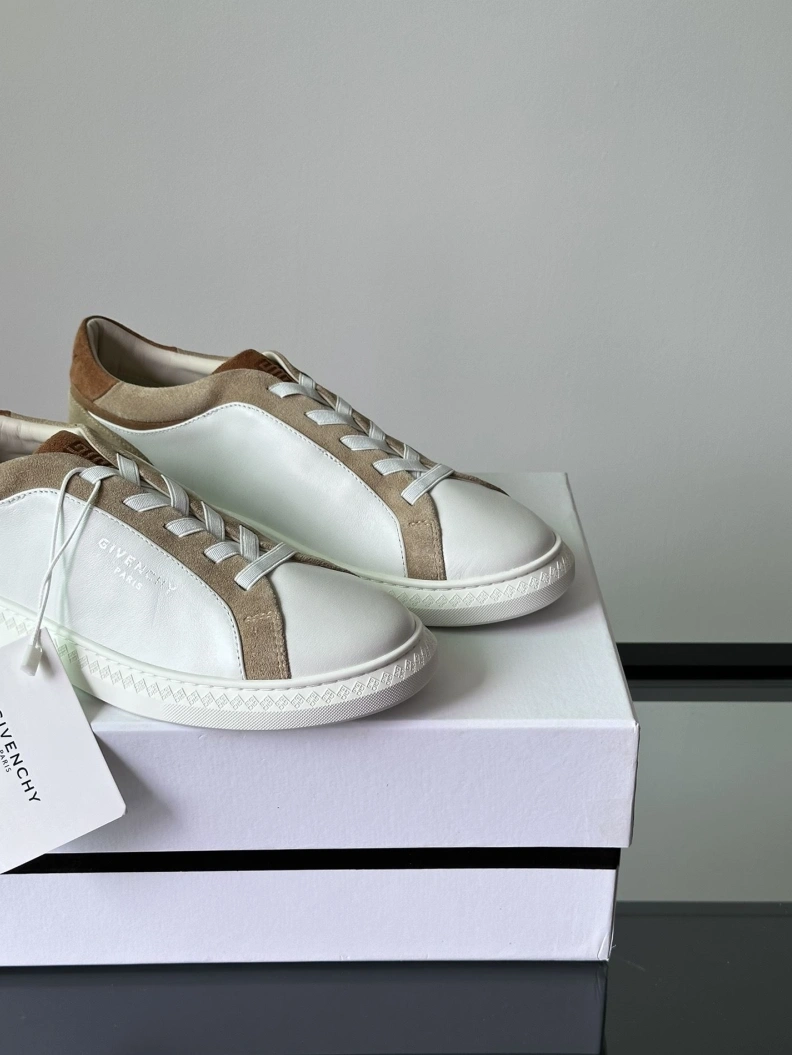 Gxvxnchy Sneakers NewStyle 152463