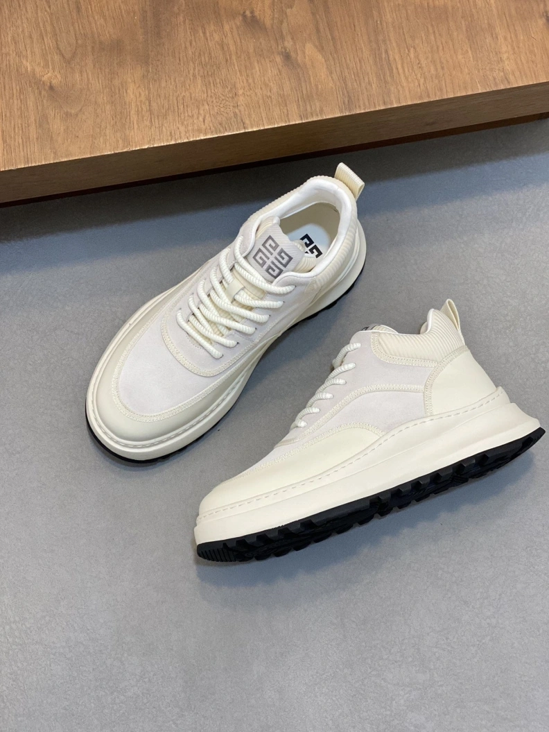 Timeless Gxvxnchy Sneakers 152462