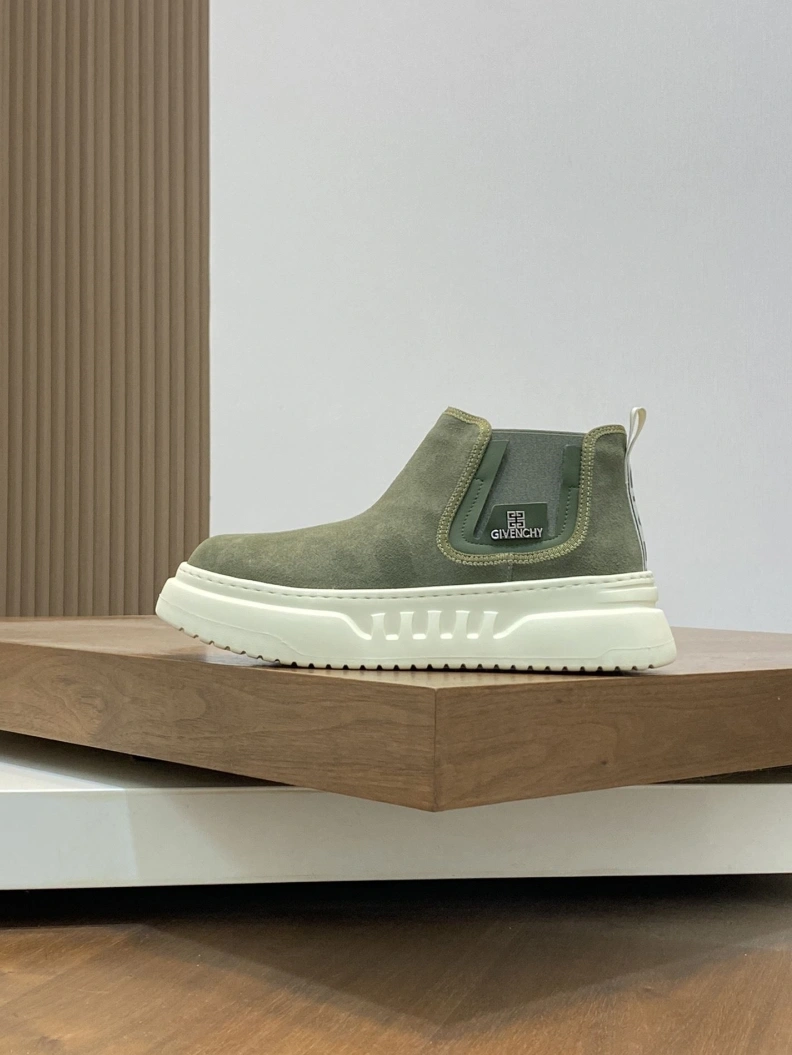 ModernLook Gxvxnchy Sneakers 152460