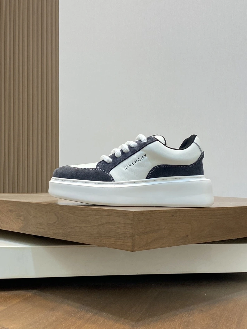 Gxvxnchy Sneakers Lightweight 152457