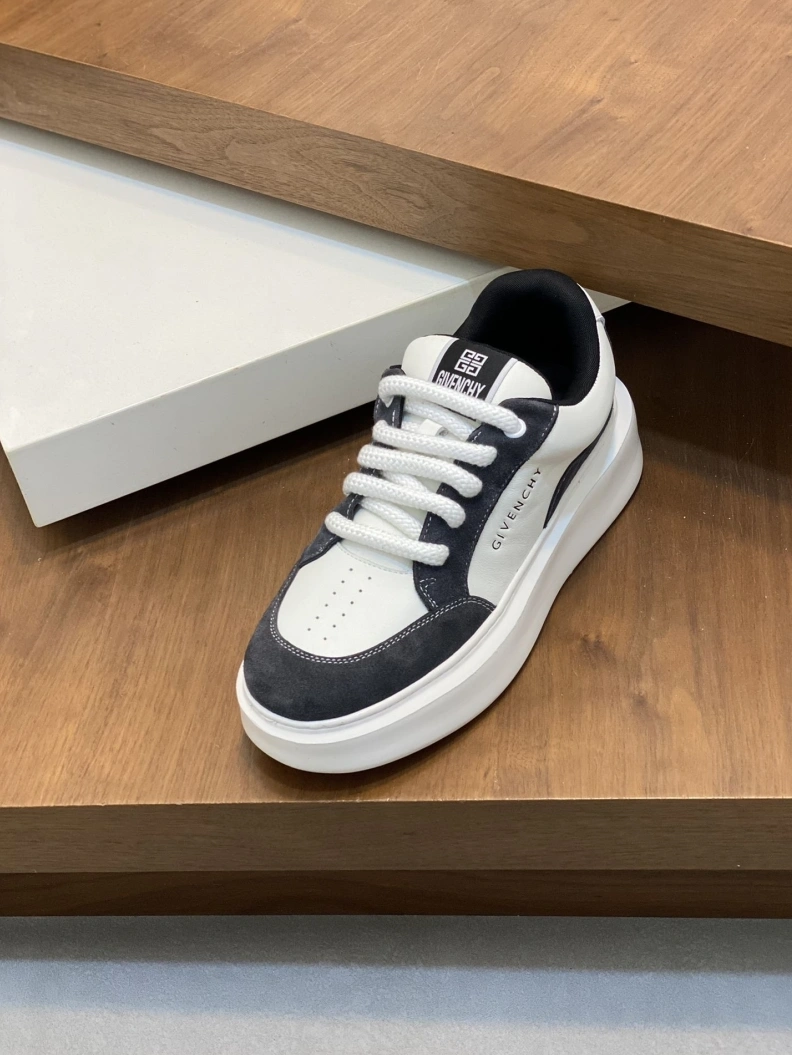 Gxvxnchy Sneakers Lightweight 152457