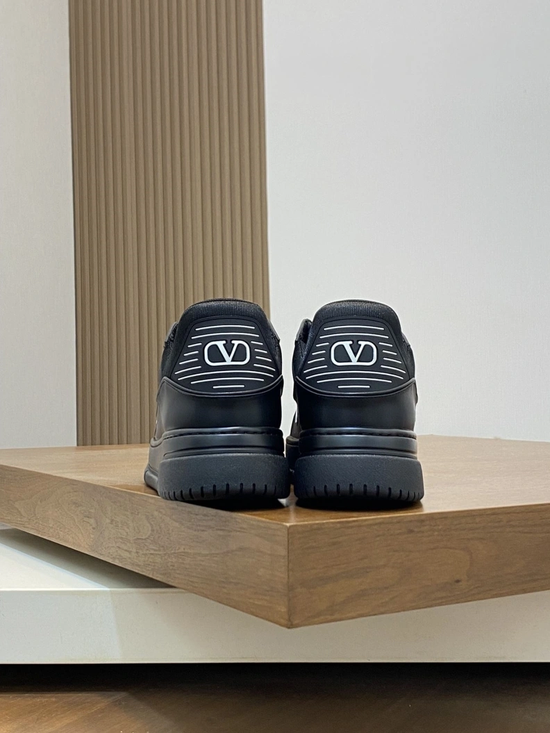 Vxlxntino Sneakers UrbanStyle 229157