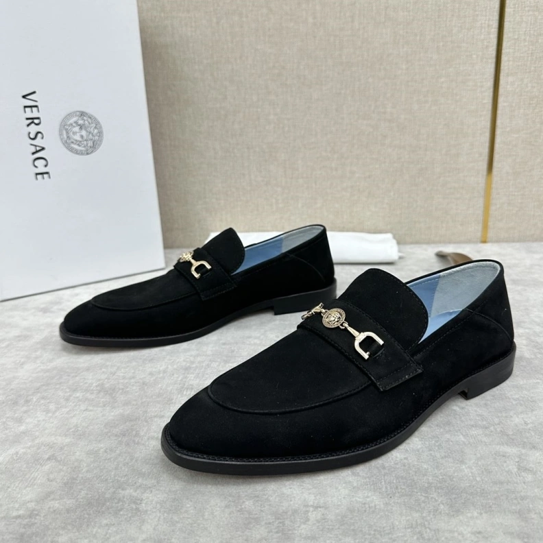 HighQuality Gxvxnchy Leather Shoes 152513