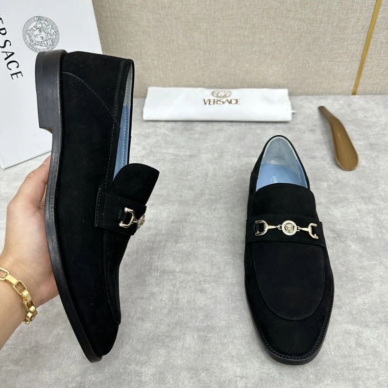 HighQuality Gxvxnchy Leather Shoes 152513