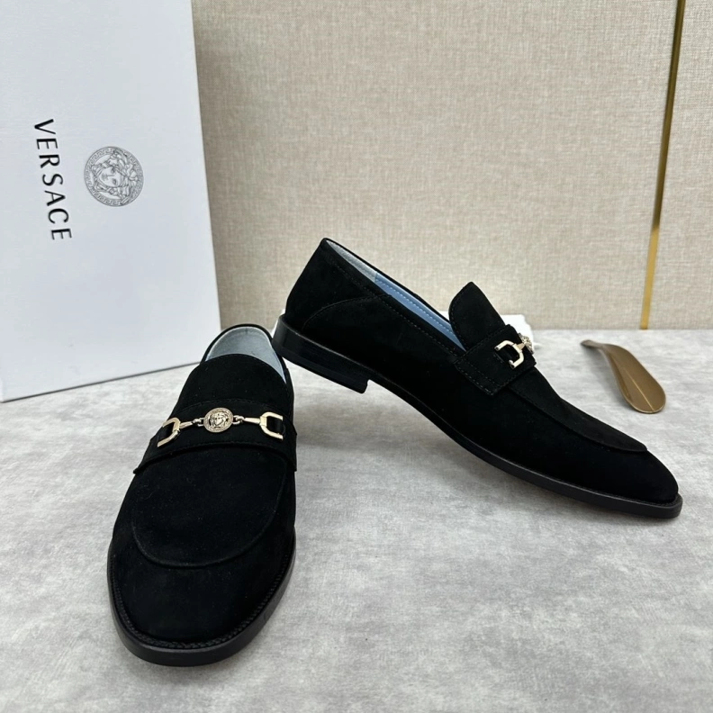 HighQuality Gxvxnchy Leather Shoes 152513