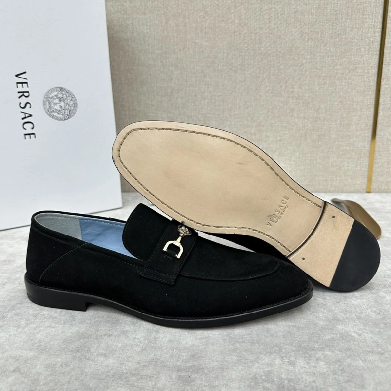 HighQuality Gxvxnchy Leather Shoes 152513