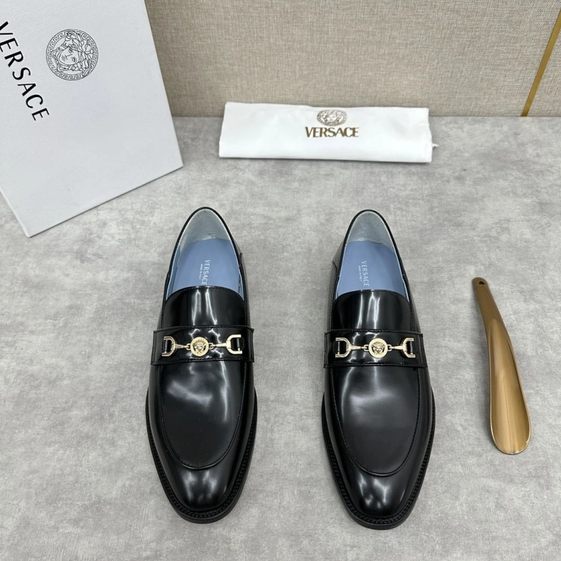 Functional Gxvxnchy Leather Shoes 152498