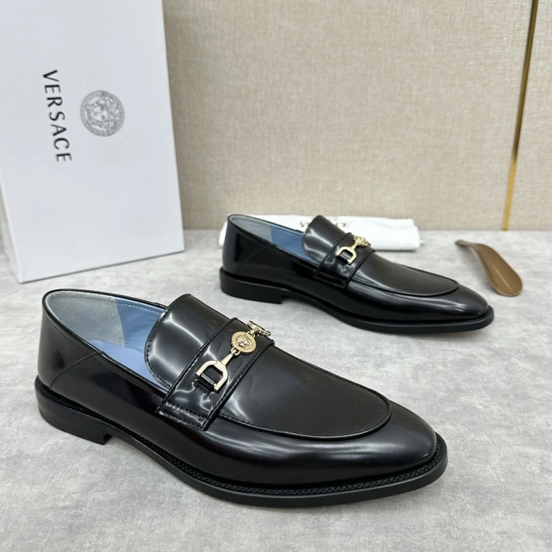 Functional Gxvxnchy Leather Shoes 152498