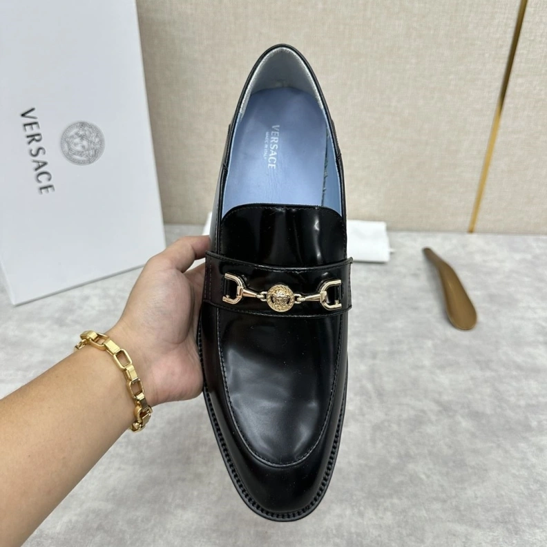 Functional Gxvxnchy Leather Shoes 152498