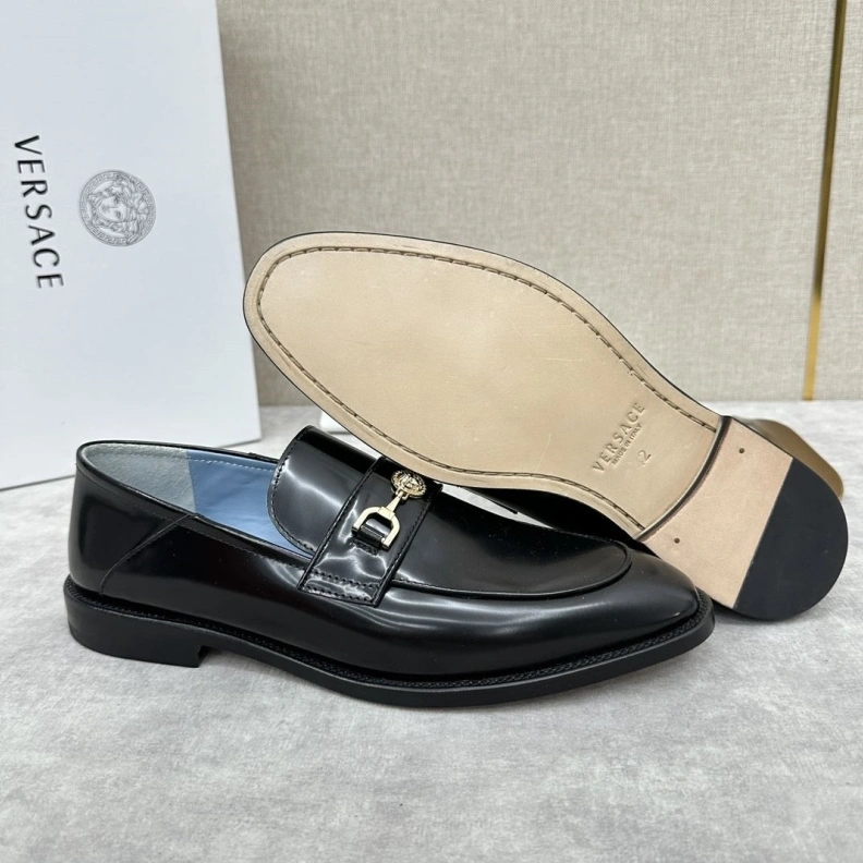 Functional Gxvxnchy Leather Shoes 152498