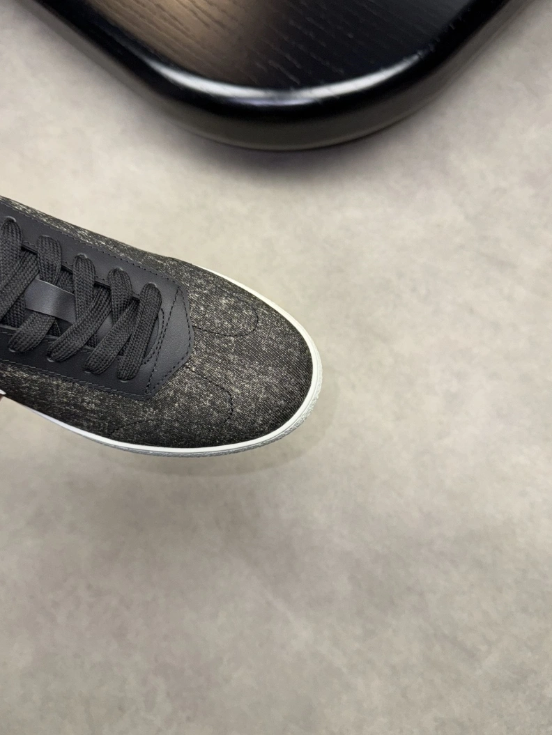 Gxvxnchy Sneakers Modern 152452