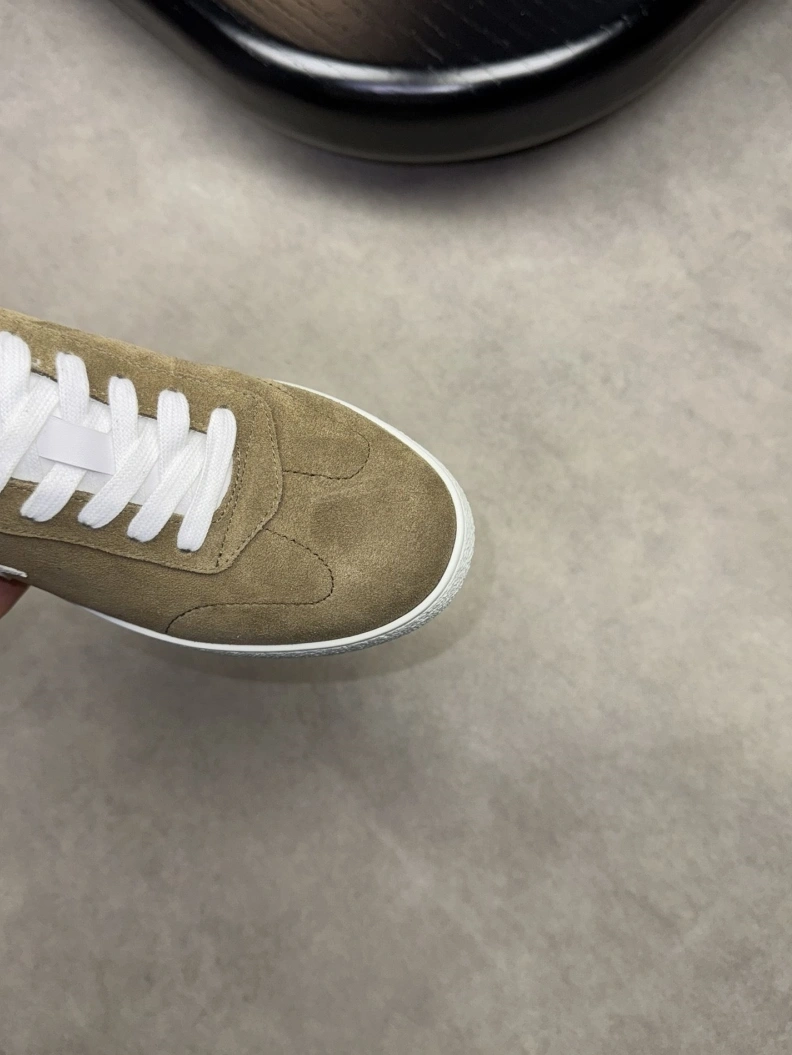 Trendy Gxvxnchy Sneakers 152448