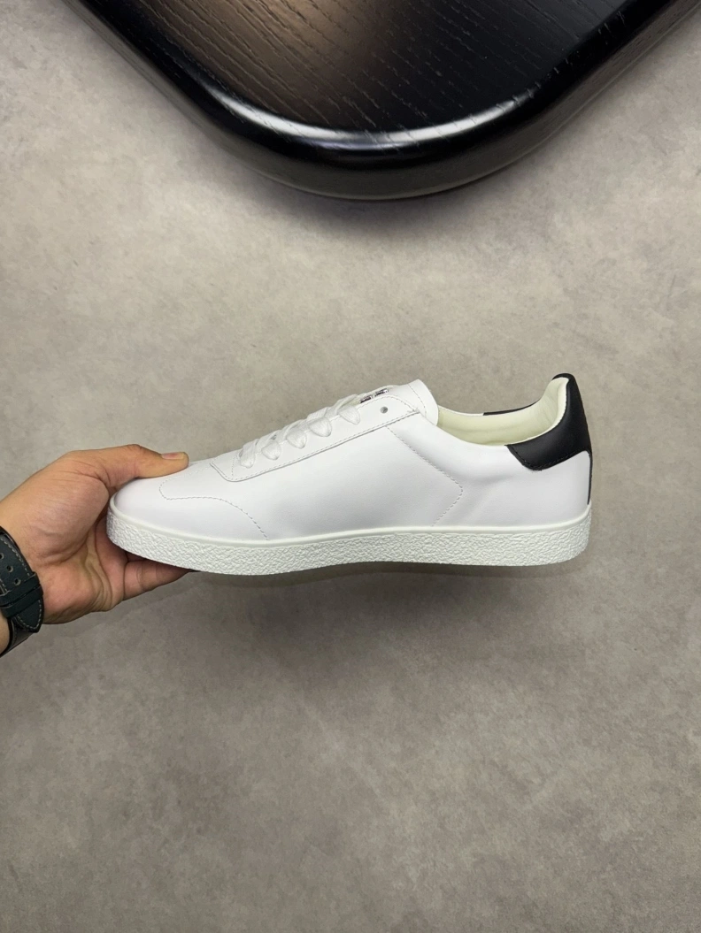 Gxvxnchy Sneakers Compact 152446