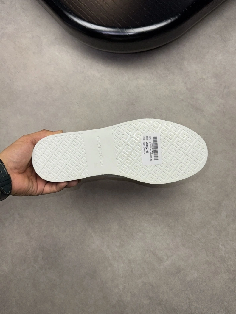 Gxvxnchy Sneakers Compact 152446