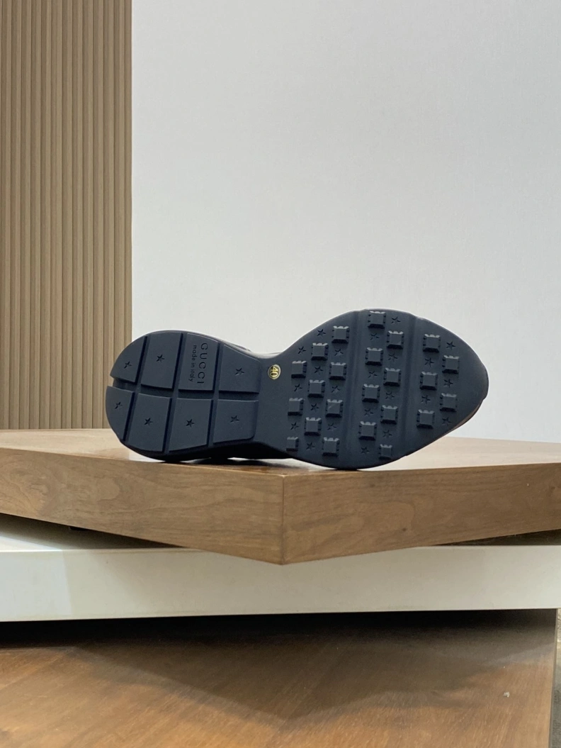 Elegant Gxccx Casual Shoes 156189