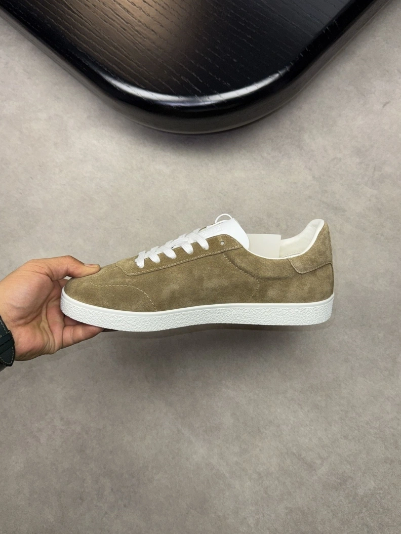 NewStyle Gxvxnchy Sneakers 152440