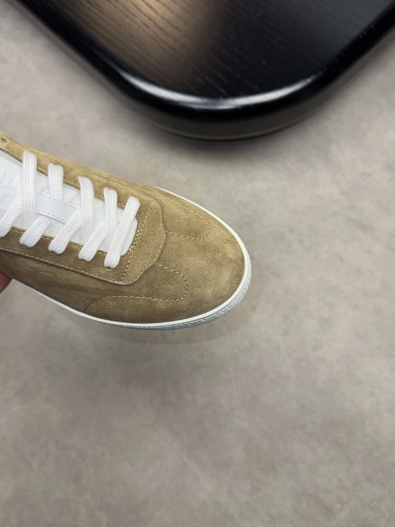 NewStyle Gxvxnchy Sneakers 152440