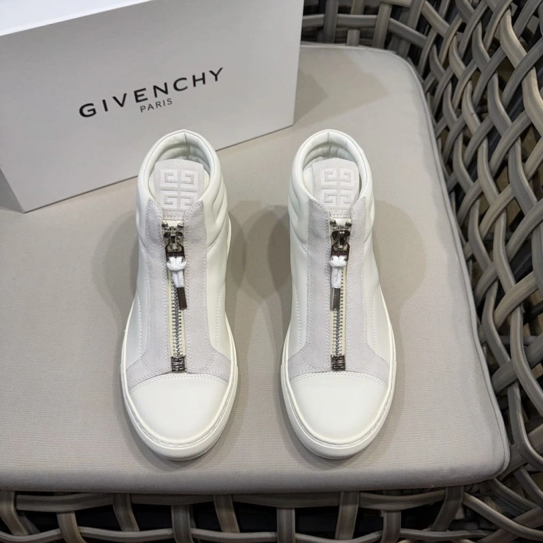 Gxvxnchy Sneakers Modern 152441