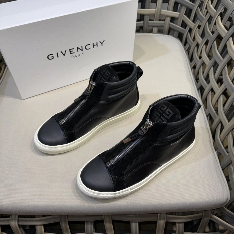 Durable Gxvxnchy Sneakers 152438