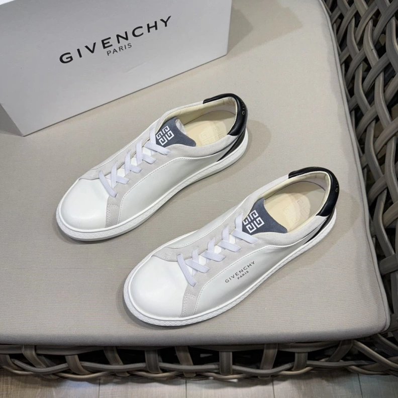 Popular Gxvxnchy Sneakers 152439