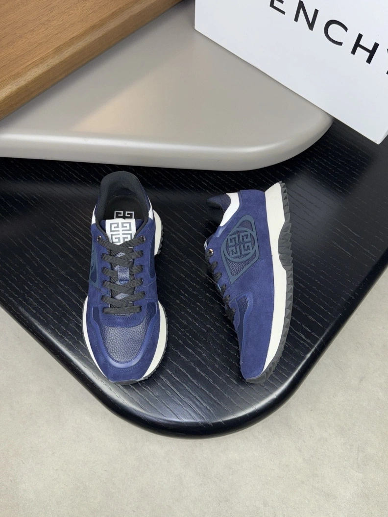 Gxvxnchy Sneakers Flexible 152417