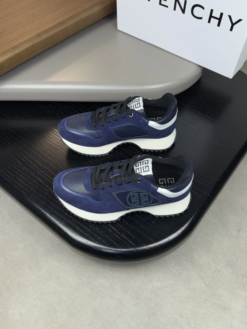 Gxvxnchy Sneakers Flexible 152417