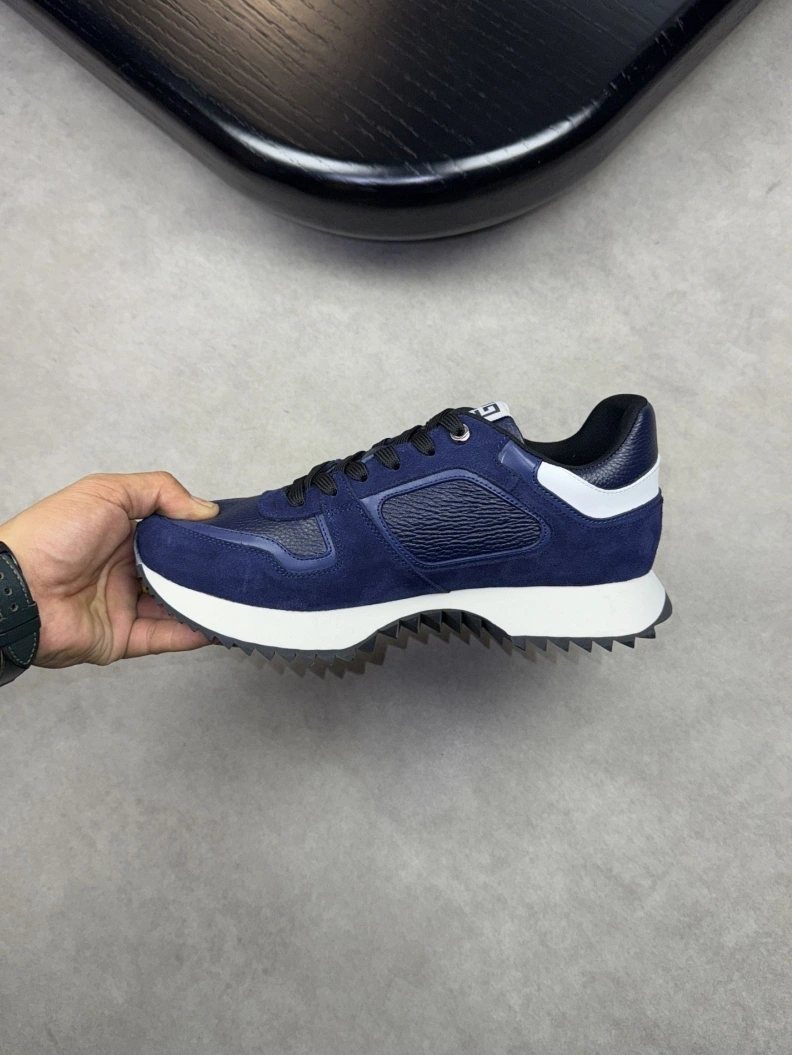 Gxvxnchy Sneakers Flexible 152417