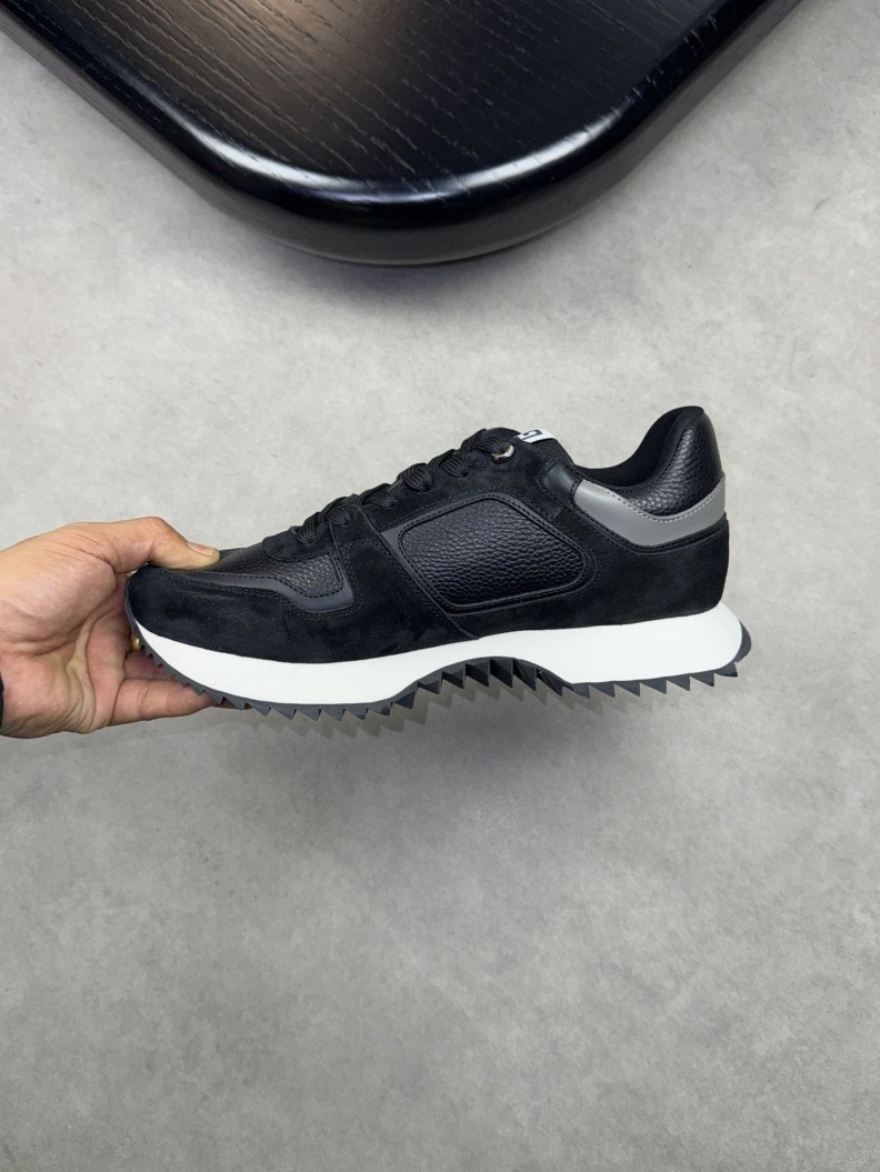 Gxvxnchy Sneakers HighQuality 152421