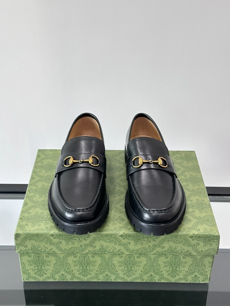 Timeless Gxccx Leather Shoes 155900