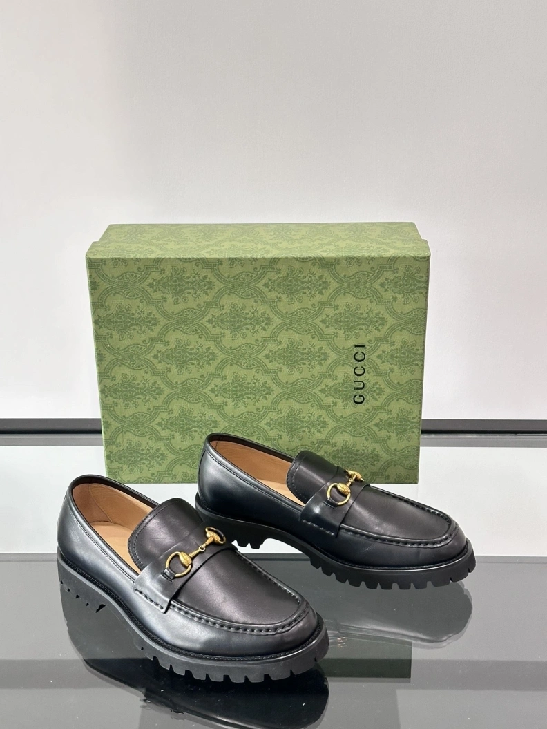 Timeless Gxccx Leather Shoes 155900