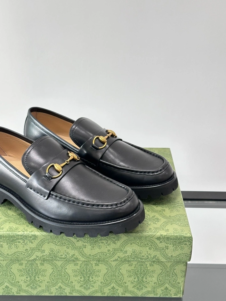 Timeless Gxccx Leather Shoes 155900