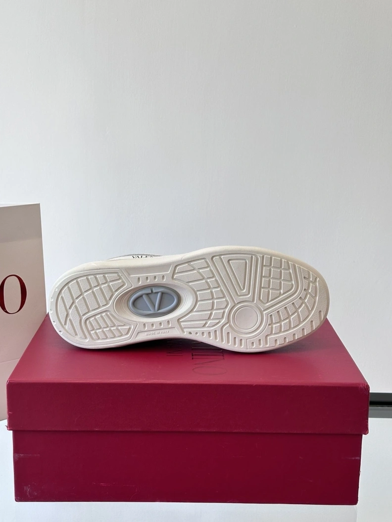 Refined Vxlxntino Sneakers 229162
