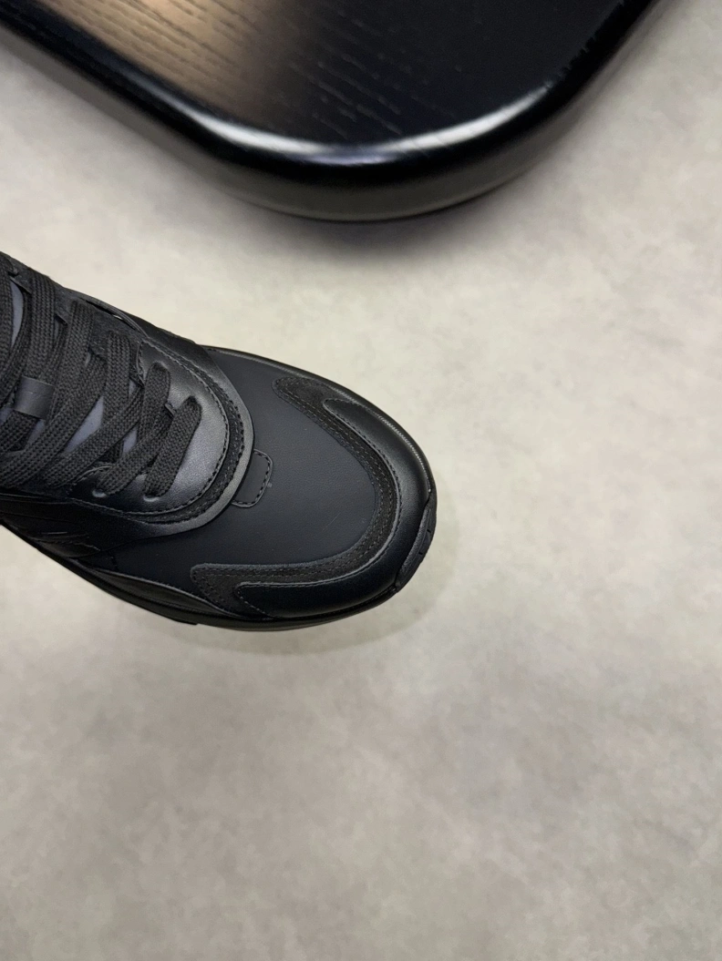 GoAnywhere Vxlxntino Sneakers 229134