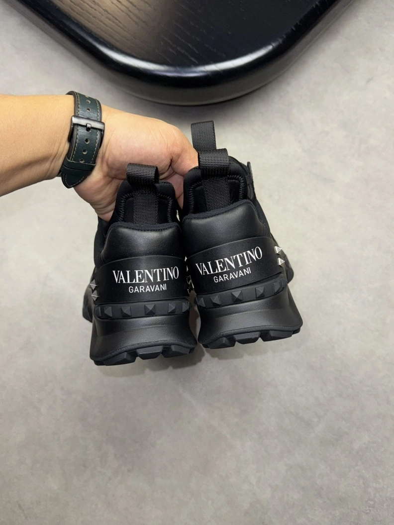 GoAnywhere Vxlxntino Sneakers 229134