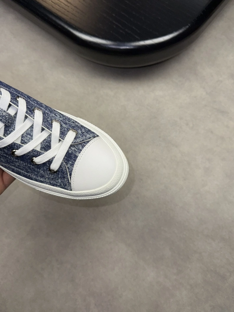 ModernLook Gxvxnchy Sneakers 152411