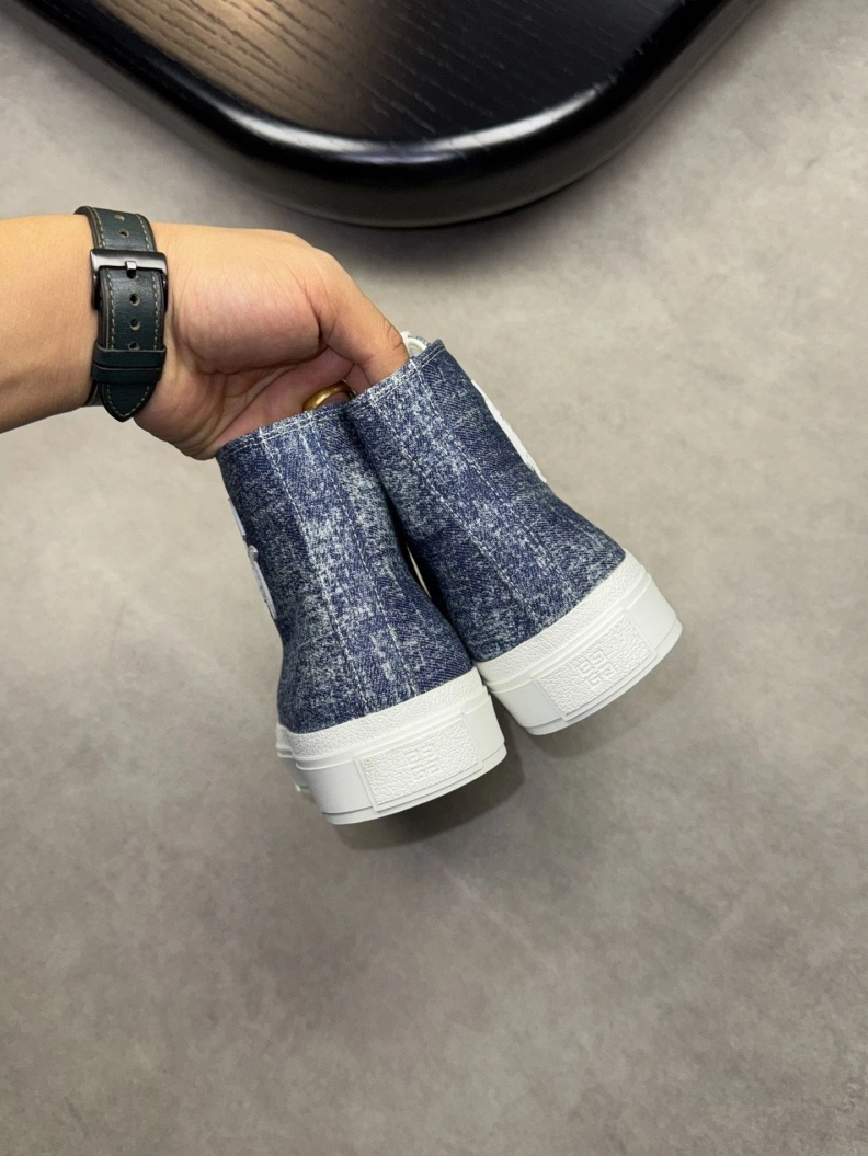 ModernLook Gxvxnchy Sneakers 152411